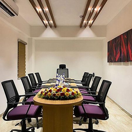 Park Residency Kodungallur Thrissur エクステリア 写真